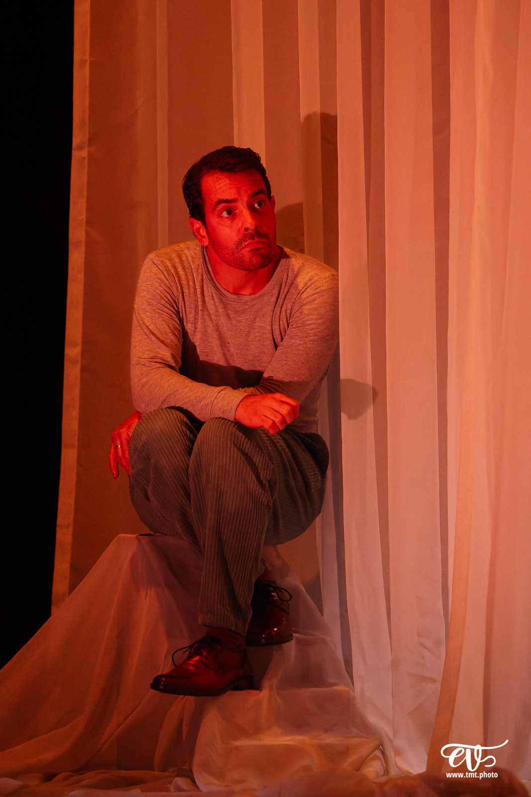 REVENIR (CIE LE TALON ROUGE)